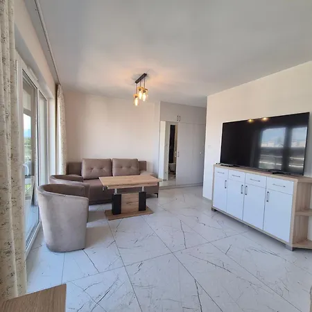 Z Widokiem - Parking W Cenie アパート ノヴィ・タルク